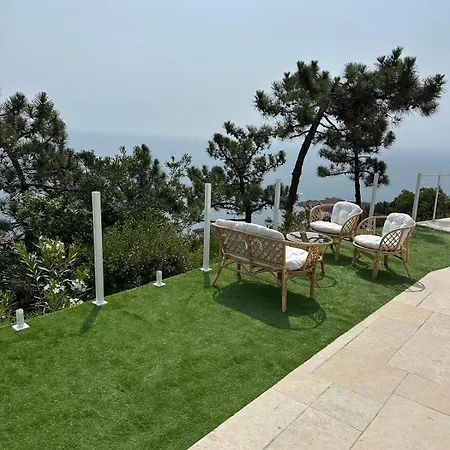 Vila Naim Esterel Saint-Raphaël