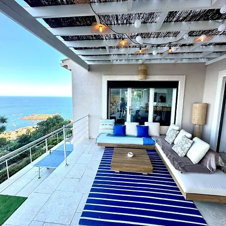 Naim Esterel Vila Saint-Raphaël