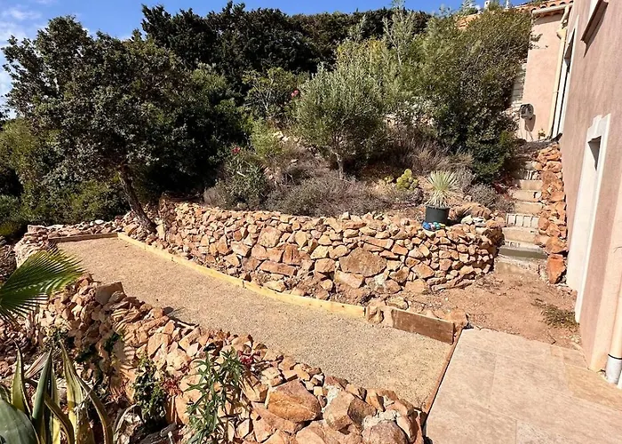 ヴィラ Naim Esterel *